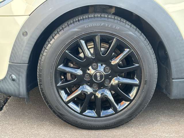 BMW MINI COOPER 5DOOR 2019 Image 31