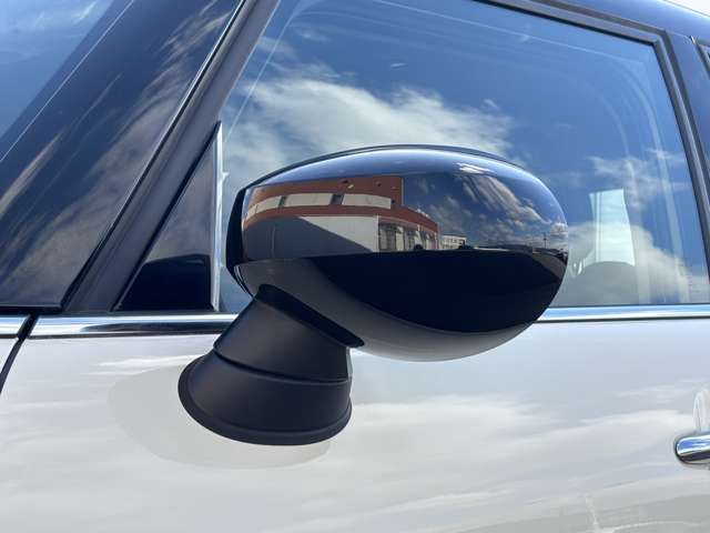 BMW MINI COOPER 5DOOR 2019 Image 31