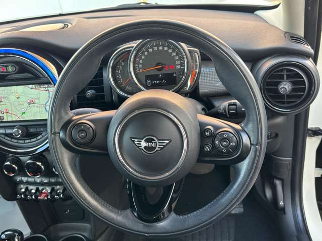 BMW MINI COOPER 5DOOR 2019 Image 31