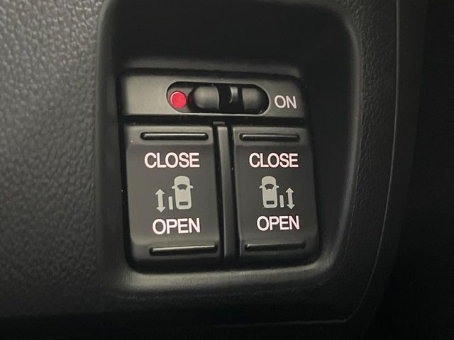 HONDA N BOX CUSTOM 2013 Image 31