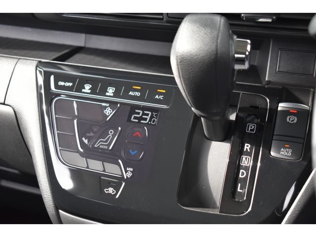 NISSAN ROOX 2024 Image 31