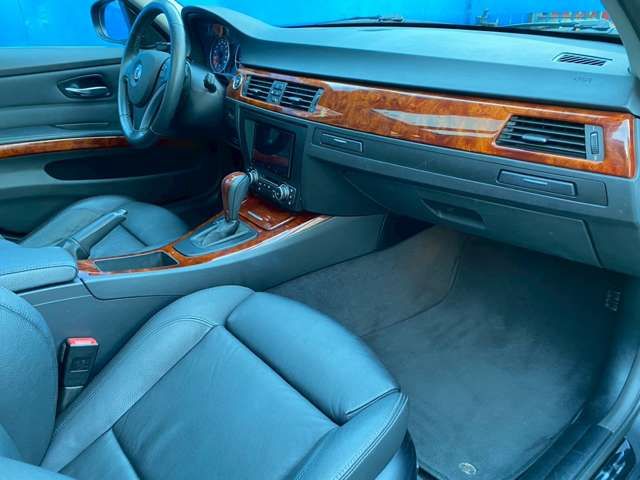 ALPINA B3 S TOURING 2010 Image 31