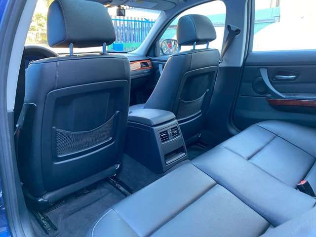 ALPINA B3 S TOURING 2010 Image 31