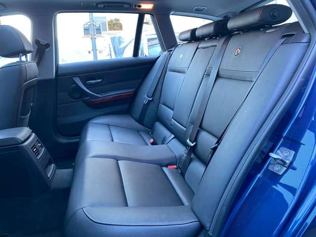 ALPINA B3 S TOURING 2010 Image 31