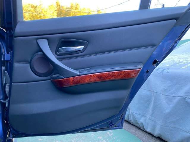 ALPINA B3 S TOURING 2010 Image 31