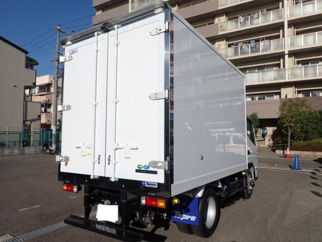 MITSUBISHI CANTER 2025 Image 31