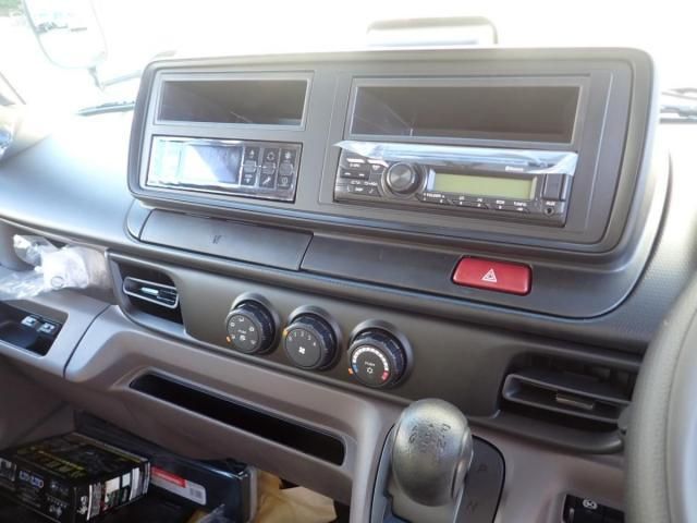 MITSUBISHI CANTER 2025 Image 31