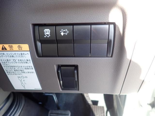 MITSUBISHI CANTER 2025 Image 31