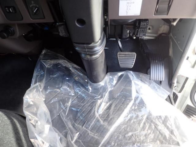 MITSUBISHI CANTER 2025 Image 31