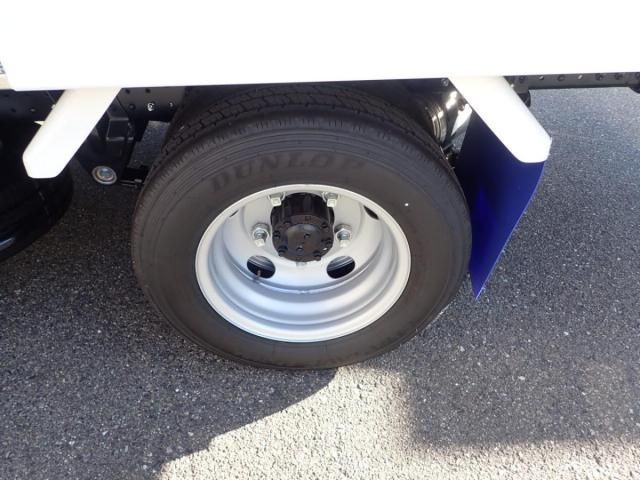 MITSUBISHI CANTER 2025 Image 31