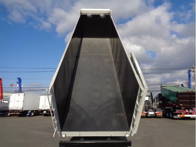 MITSUBISHI FUSOU SUPER GREAT 2025 Image 31