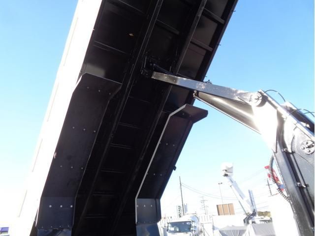 MITSUBISHI FUSOU SUPER GREAT 2025 Image 31