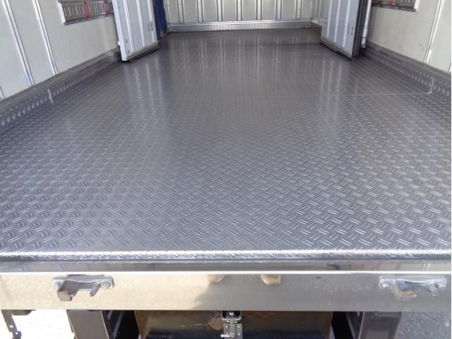 ISUZU ELF 2020 Image 31