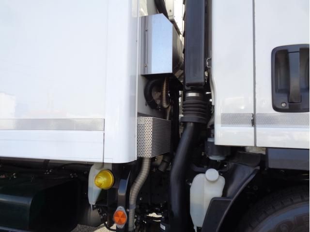 ISUZU ELF 2020 Image 31