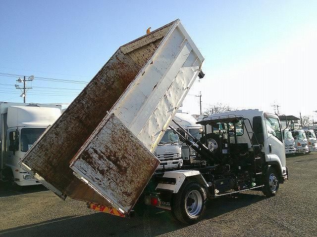 ISUZU FORWARD 2019 Image 31