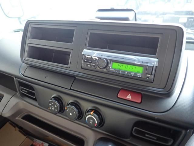 MITSUBISHI CANTER 2025 Image 31