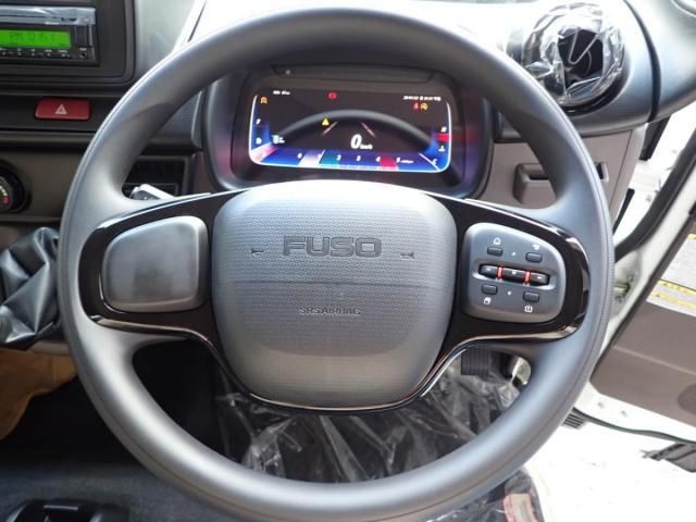 MITSUBISHI CANTER 2025 Image 31