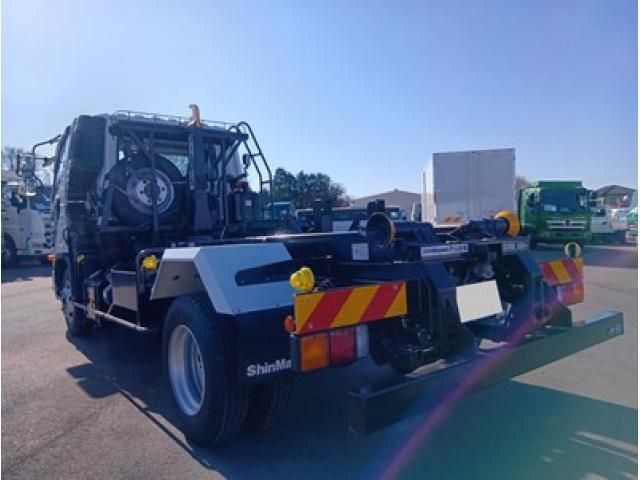 MITSUBISHI FUSOU FIGHTER 2024 Image 31