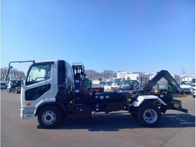 MITSUBISHI FUSOU FIGHTER 2024 Image 31