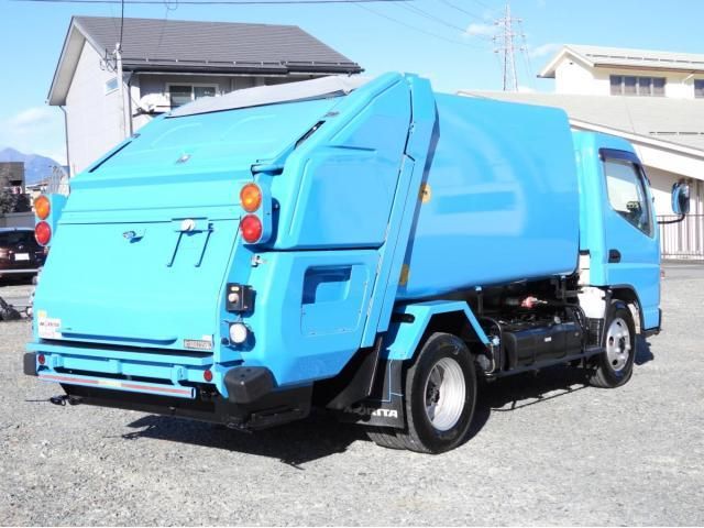 MITSUBISHI CANTER 2015 Image 31
