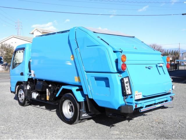 MITSUBISHI CANTER 2015 Image 31