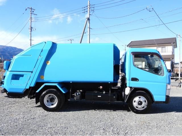 MITSUBISHI CANTER 2015 Image 31