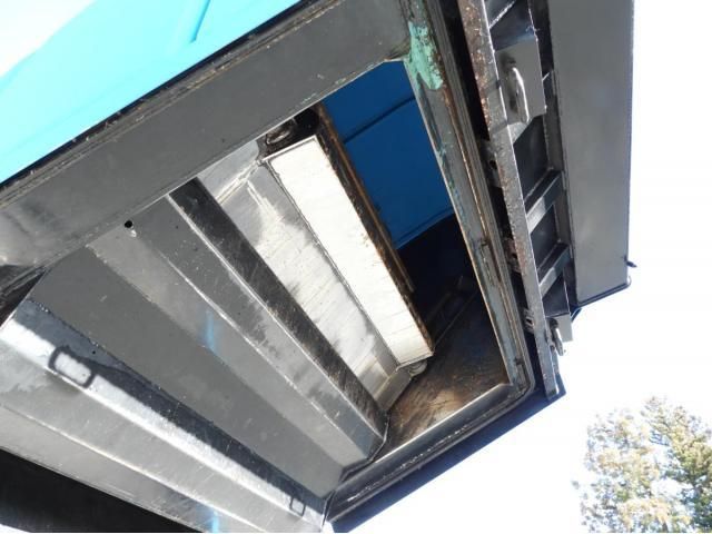 MITSUBISHI CANTER 2015 Image 31