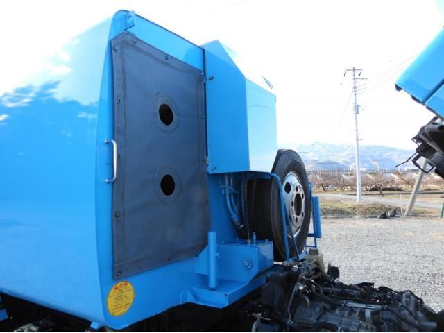 MITSUBISHI CANTER 2015 Image 31