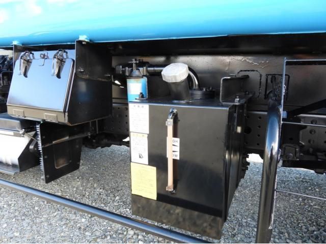 MITSUBISHI CANTER 2015 Image 31