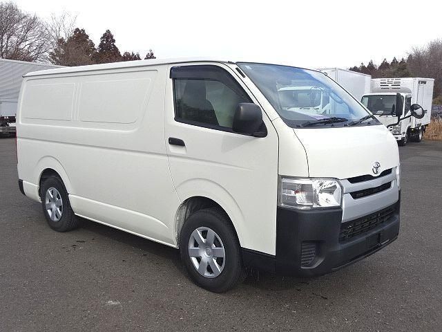 TOYOTA HIACE 2019 Image 31