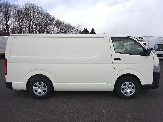 TOYOTA HIACE 2019 Image 31