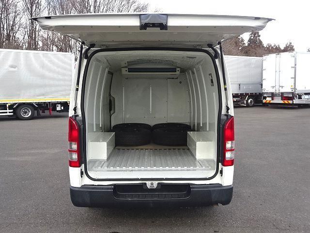 TOYOTA HIACE 2019 Image 31