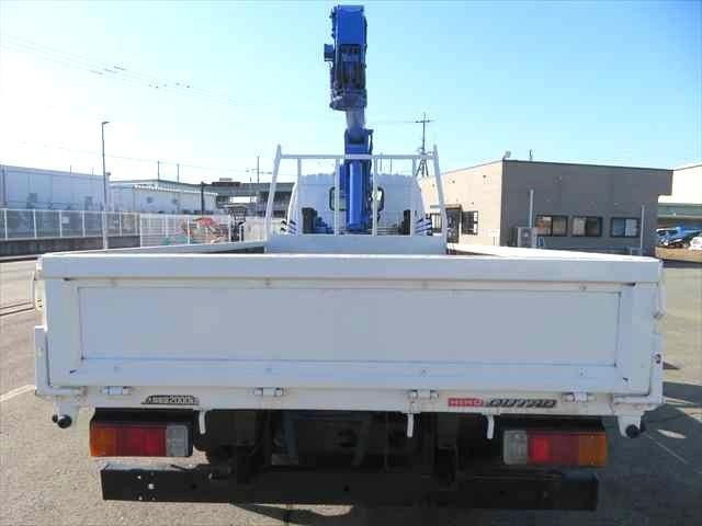 HINO DUTRO 2011 Image 31