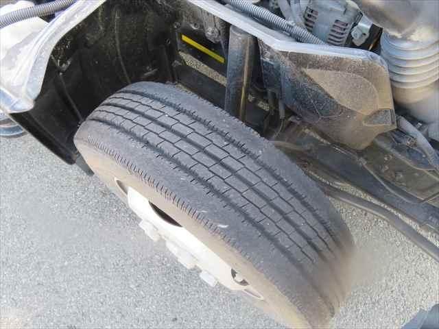 HINO DUTRO 2011 Image 31