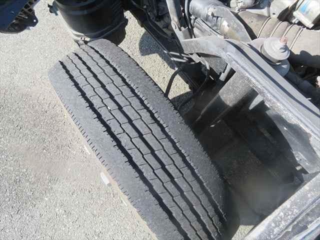 HINO DUTRO 2011 Image 31