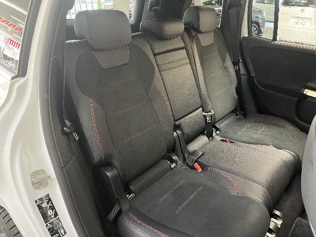 MERCEDES BENZ GLB 2023 Image 31