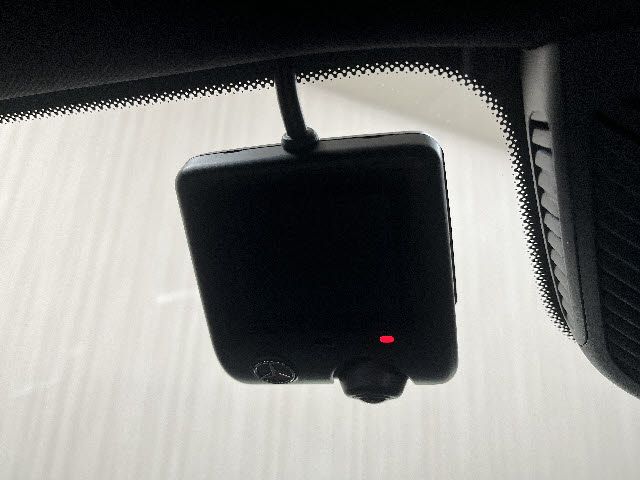 MERCEDES BENZ GLB 2023 Image 31