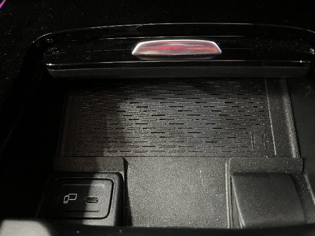 MERCEDES BENZ GLB 2023 Image 31