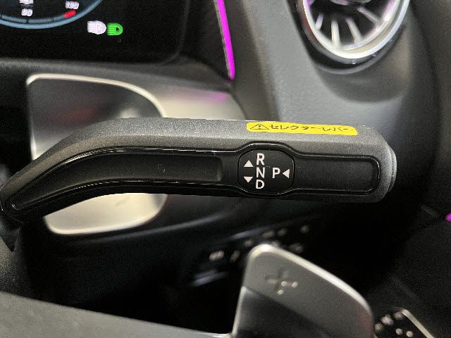 MERCEDES BENZ GLB 2023 Image 31