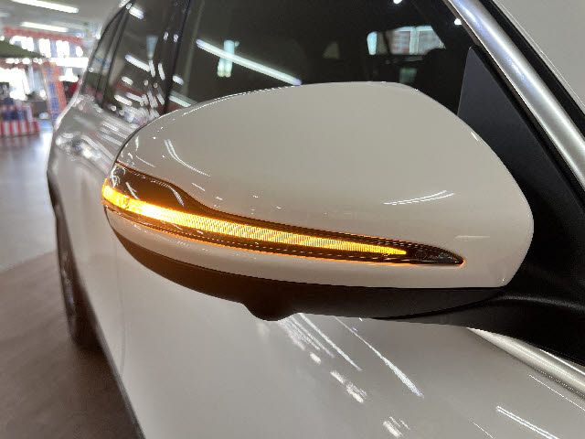 MERCEDES BENZ GLB 2023 Image 31