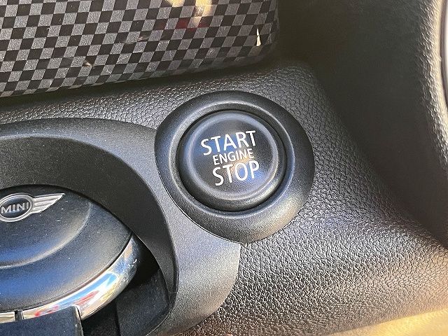 BMW MINI COOPER S 2013 Image 31