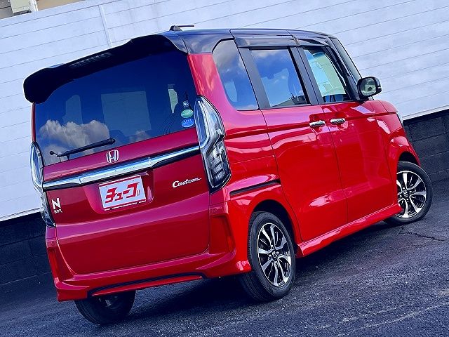 HONDA N BOX CUSTOM 2018 Image 31