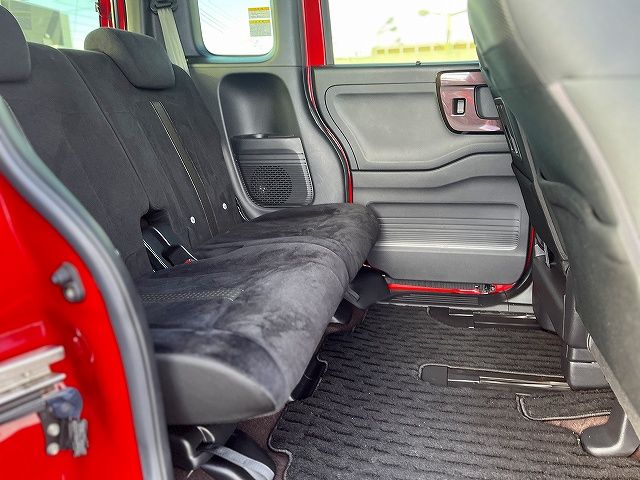 HONDA N BOX CUSTOM 2018 Image 31