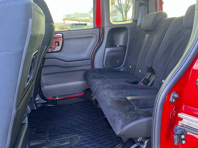 HONDA N BOX CUSTOM 2018 Image 31