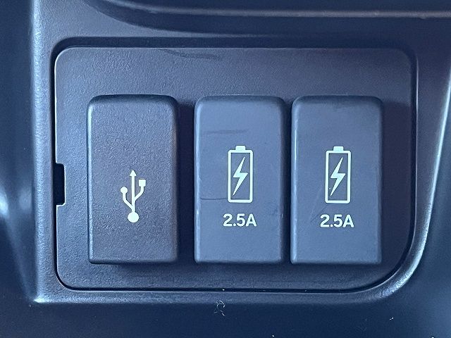 HONDA N BOX CUSTOM 2018 Image 31