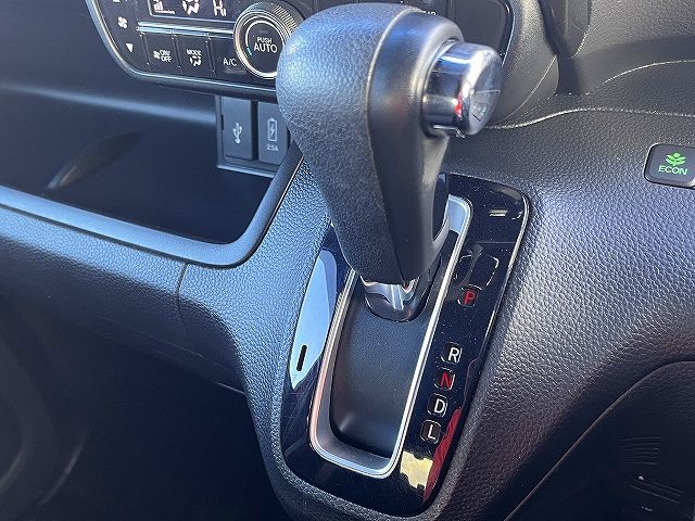 HONDA N BOX CUSTOM 2018 Image 31