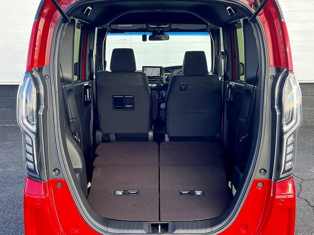 HONDA N BOX CUSTOM 2018 Image 31