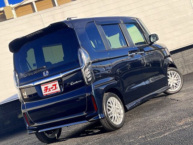 HONDA N BOX CUSTOM 2023 Image 31