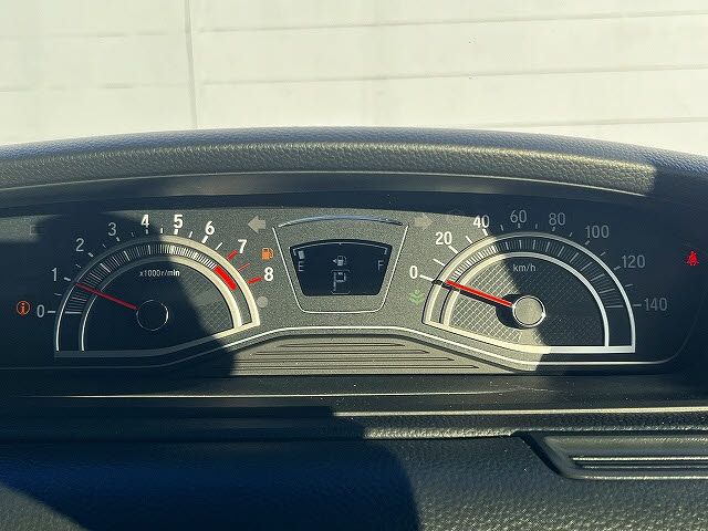 HONDA N BOX CUSTOM 2023 Image 31