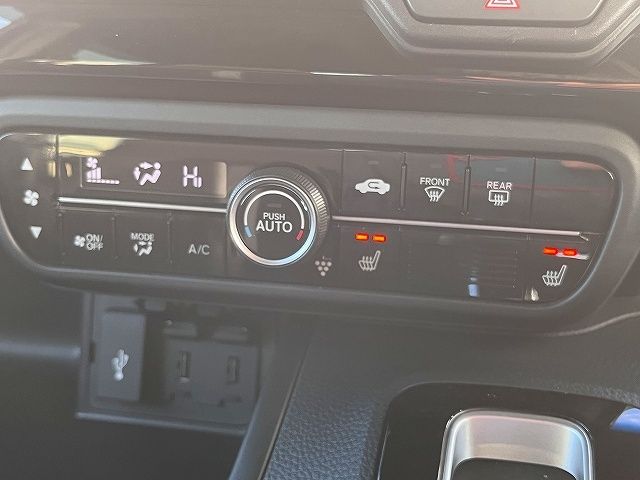 HONDA N BOX CUSTOM 2023 Image 31